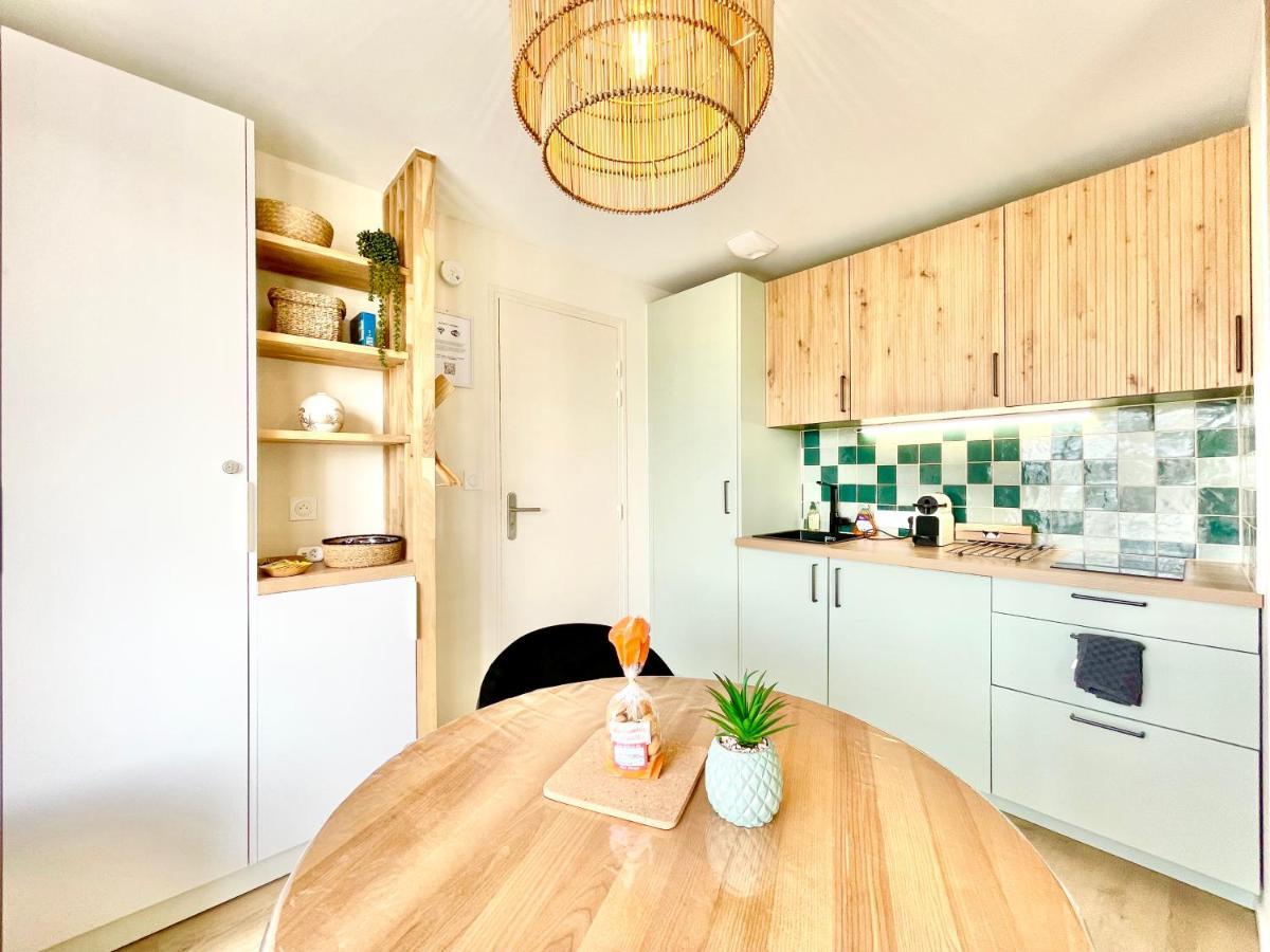 Le Phare Ouest - 80 M De La Mer - Vue Ocean Sur Le Balcon - Entierement Renove - Internet Haut Debit - Nouveau 플뢰메르 외부 사진